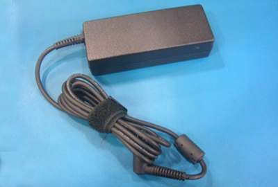 Hewlett-Packard Original Netzteil für HP 724264-001